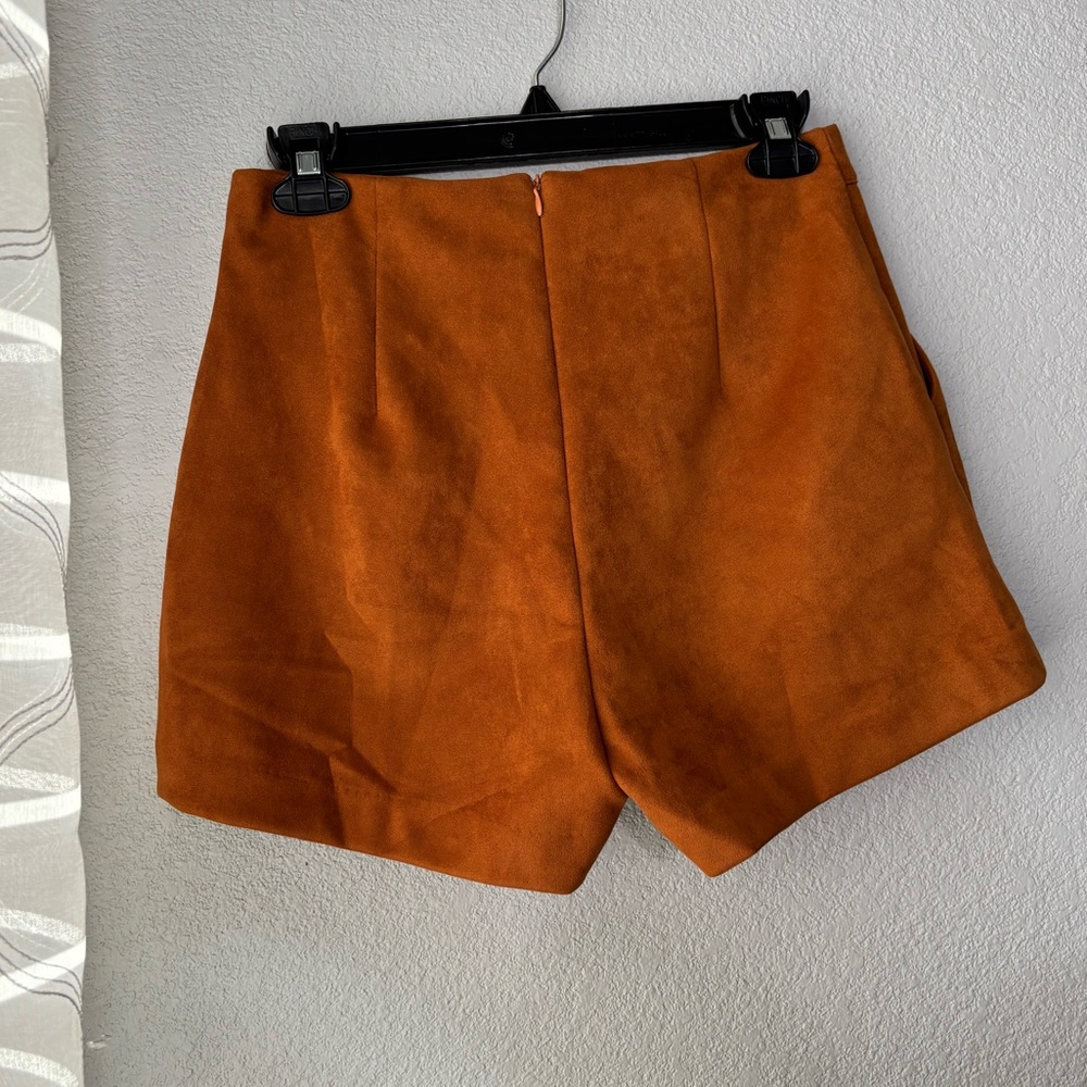 Burnt Orange High Waisted Suede Shorts Ft. Decorative Gold Buttons & Pockets - Picture 4 of 11